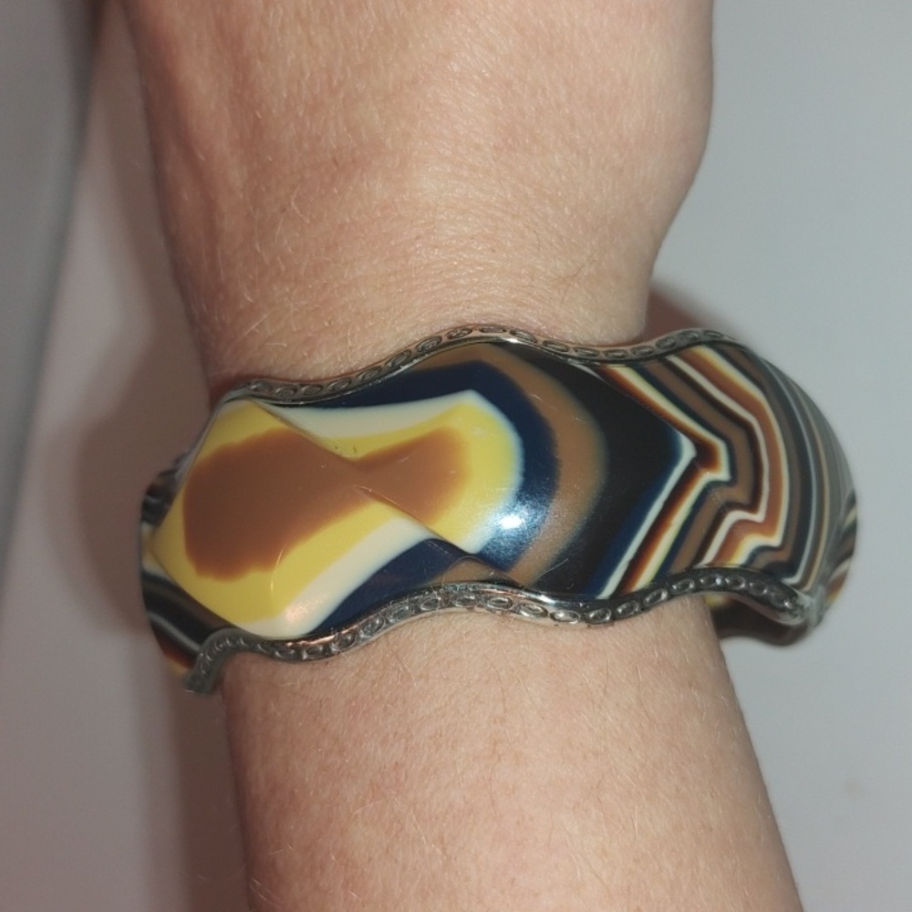 BRIGHTON LUCITE TORTOISE SHELL CARAMELO BRACELET